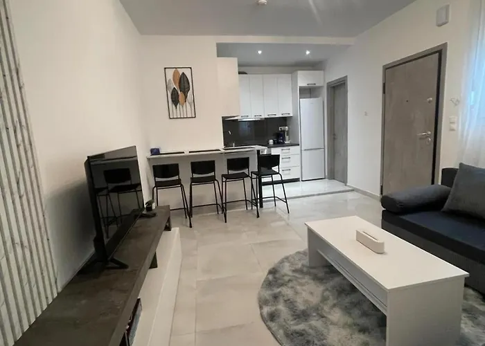 Three With 2 Baths In Evosmos Tessalónica